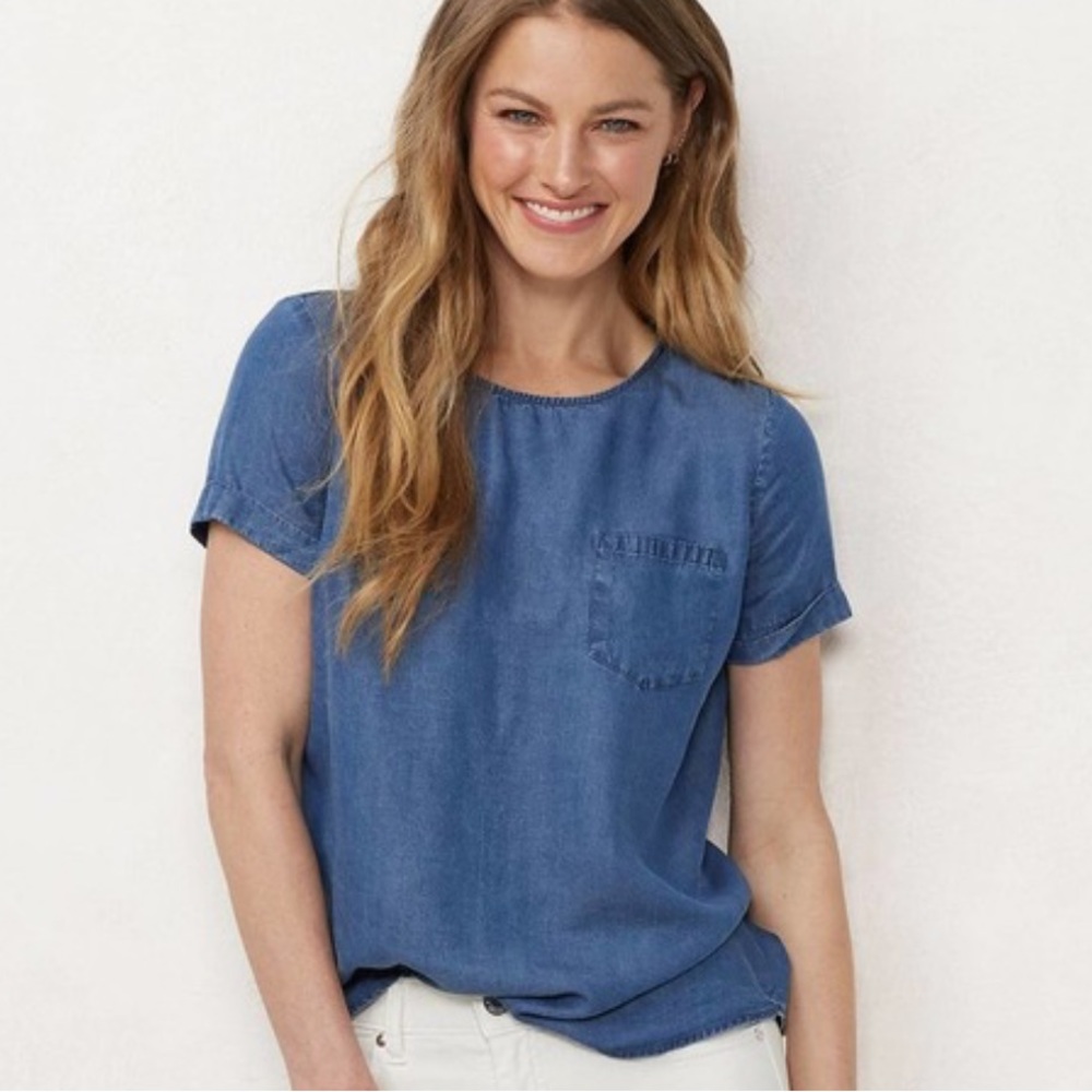 LC Lauren Conrad Blue Short-Sleeve Chambray Pocket Top